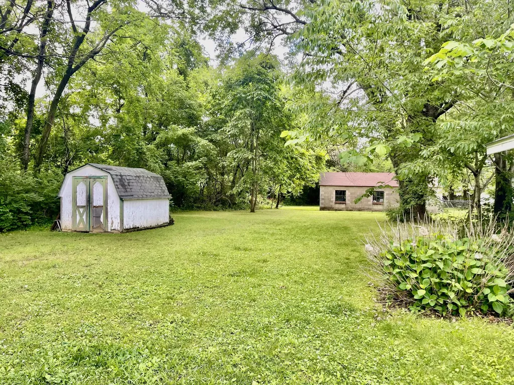 75 W Mclaughlin Avenue Madisonville KY 42431