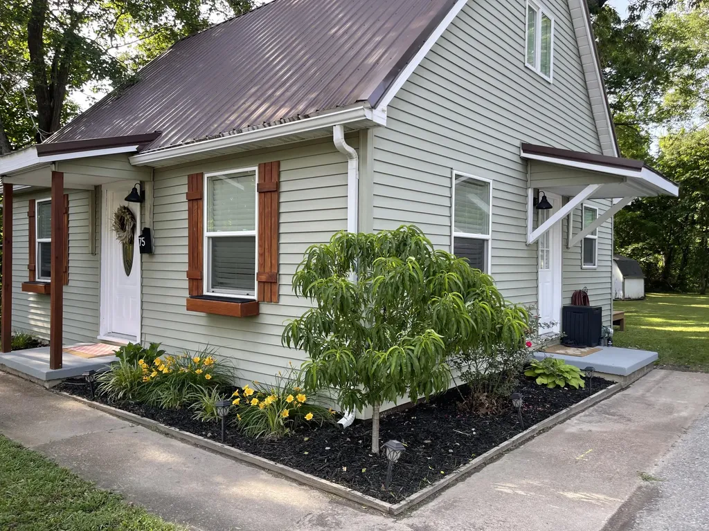 75 W Mclaughlin Avenue Madisonville KY 42431