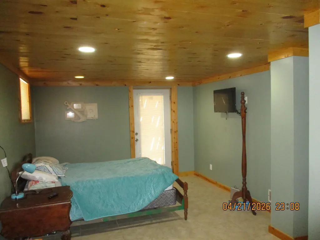 270 Arrowhead Trail Cadiz KY 42211