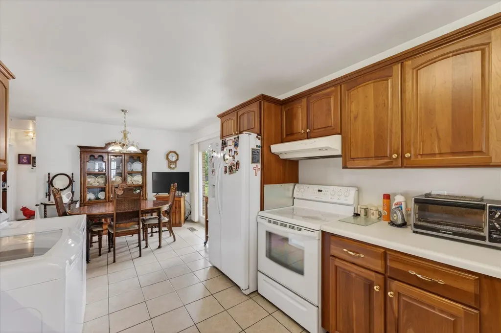 415 Elaine Drive Hopkinsville KY 42240