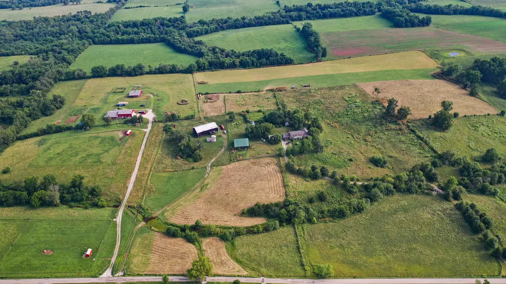 543 Silas Road Paris KY 40361