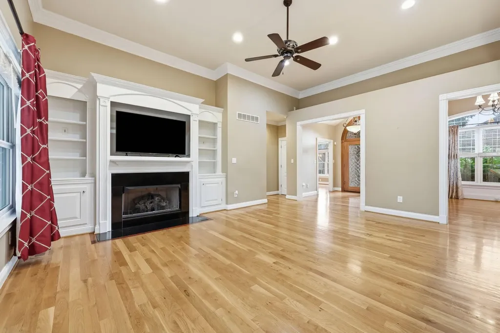 116 Kingston Drive Georgetown KY 40324