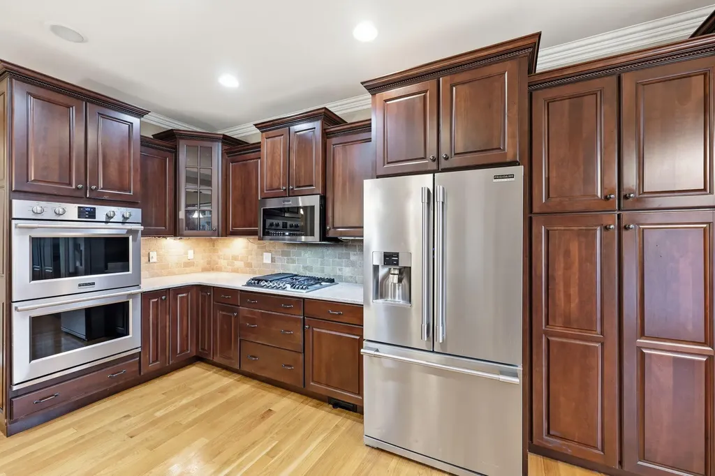 116 Kingston Drive Georgetown KY 40324
