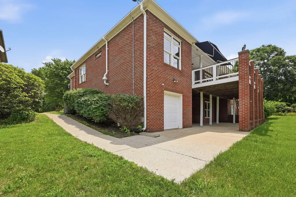 116 Kingston Drive Georgetown KY 40324