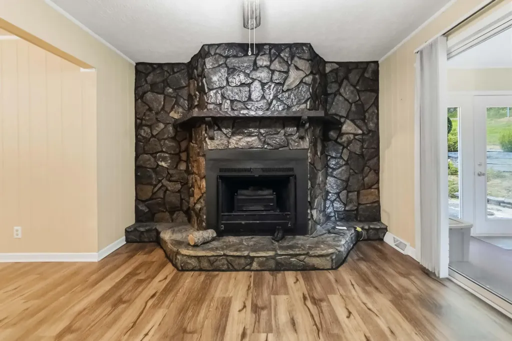 344 Meadow Brook Road Corbin KY 40701