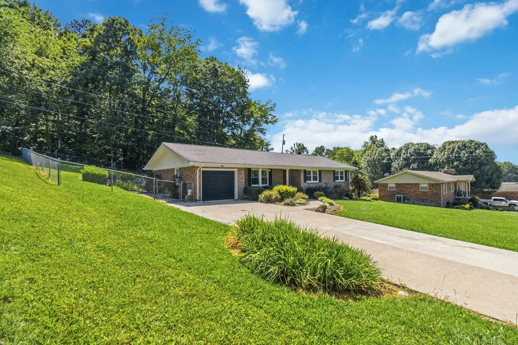 344 Meadow Brook Road Corbin KY 40701