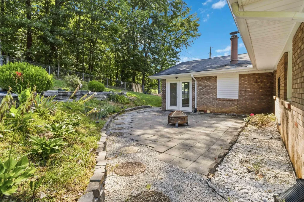344 Meadow Brook Road Corbin KY 40701