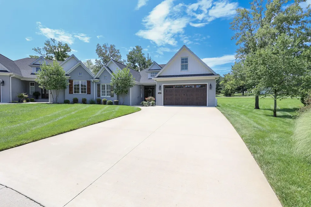 1317 Pillar Chase Paducah KY 42001