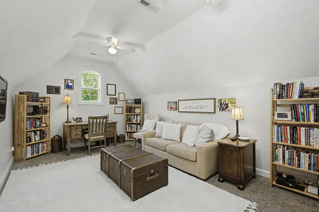 3276 Kirk Ridge Road Murray KY 42071