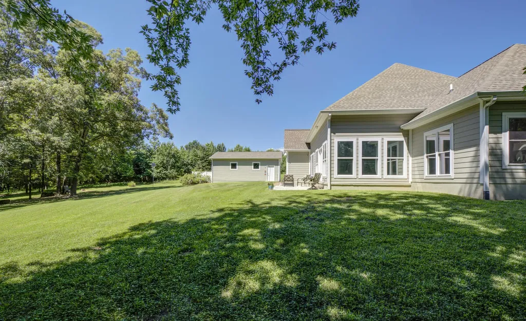 3276 Kirk Ridge Road Murray KY 42071