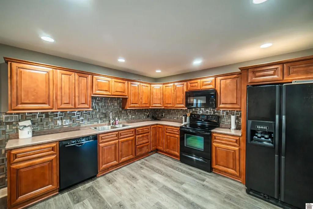 875 Mayfield Metropolis Road Paducah KY 42001