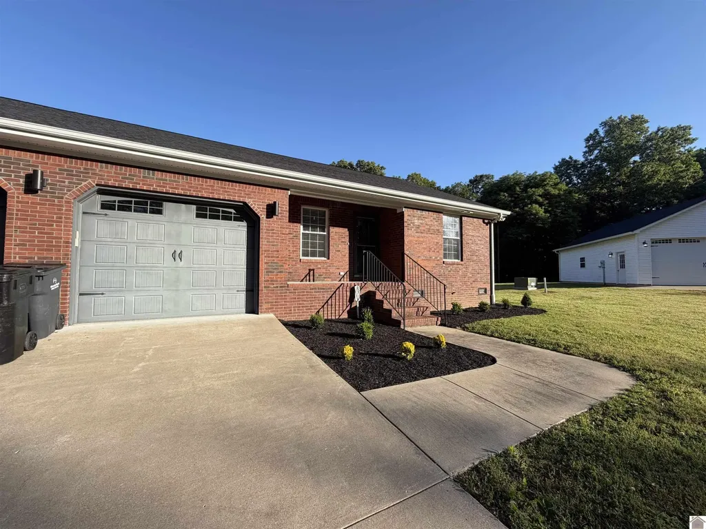 875 Mayfield Metropolis Road Paducah KY 42001
