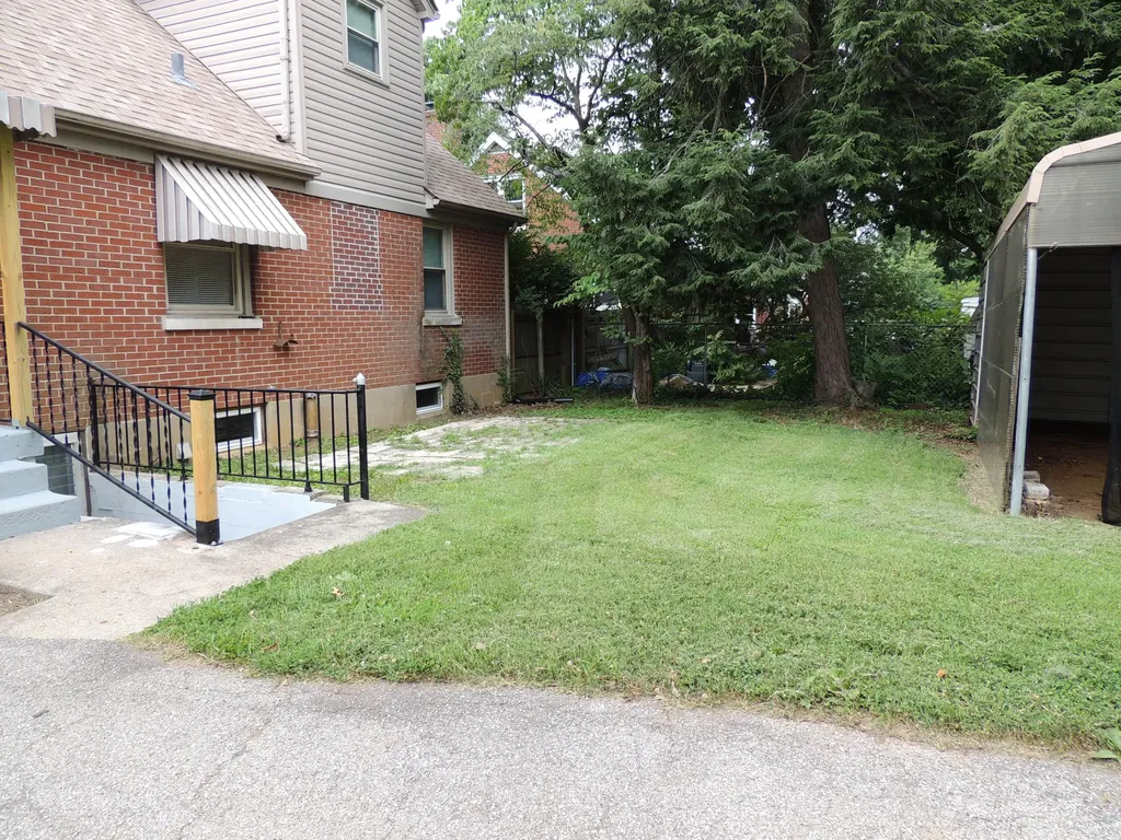 551 Saint Anthony Drive Lexington KY 40505