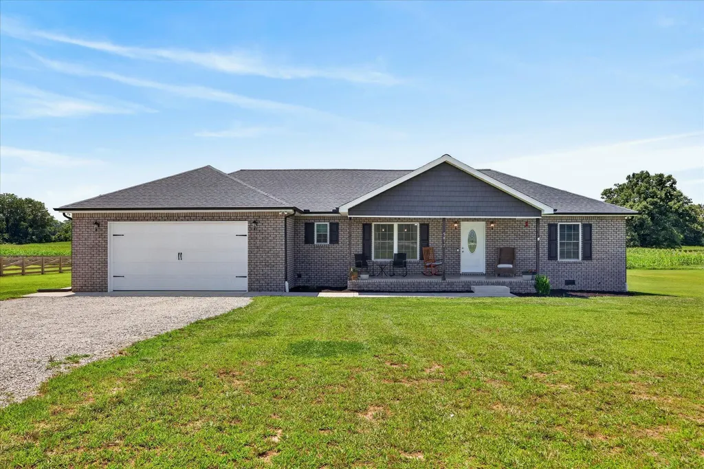 5817 Greenville Road Elkton KY 42220