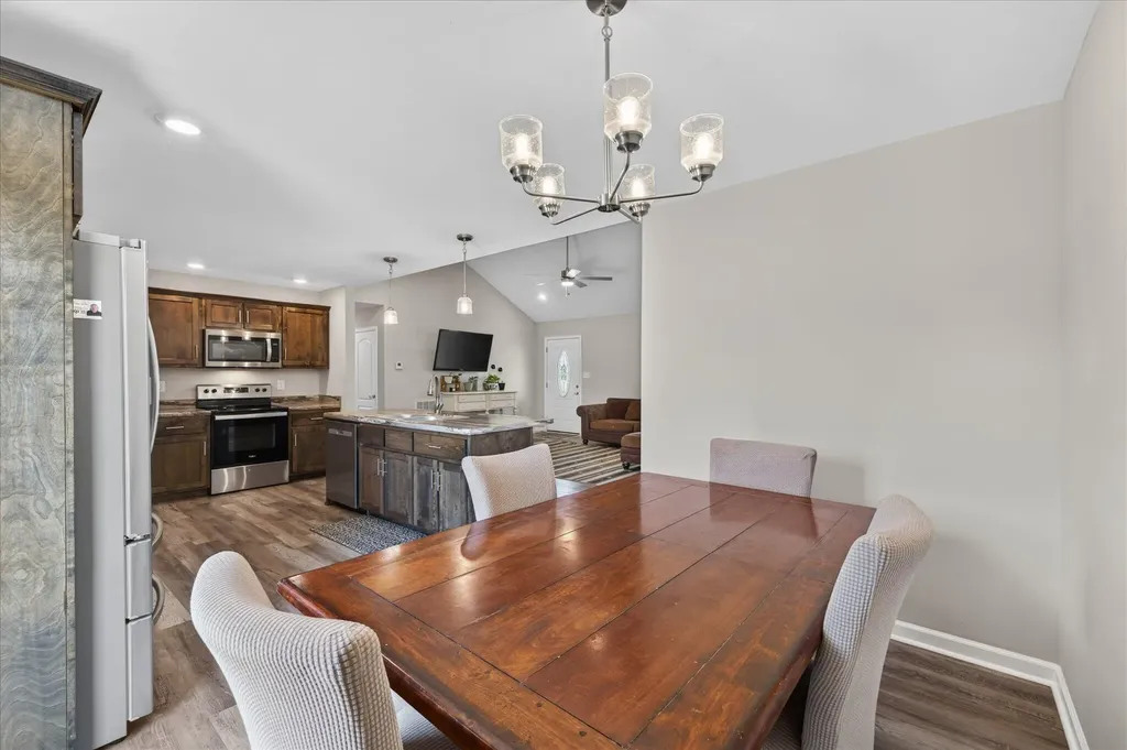 5817 Greenville Road Elkton KY 42220