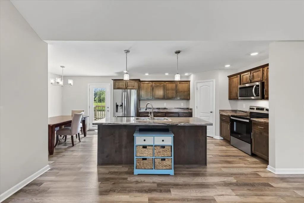 5817 Greenville Road Elkton KY 42220
