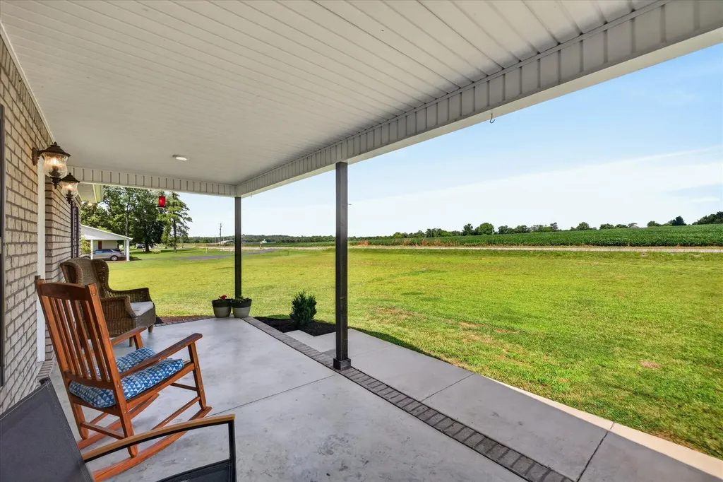 5817 Greenville Road Elkton KY 42220