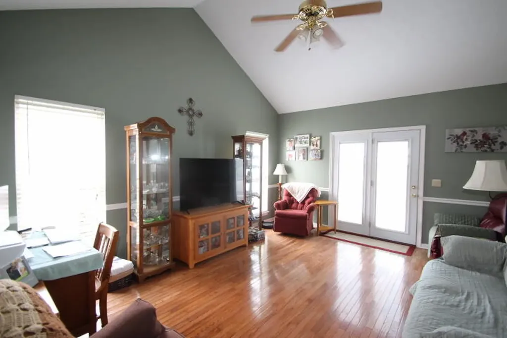 109 Yorkshire Drive Lawrenceburg KY 40342