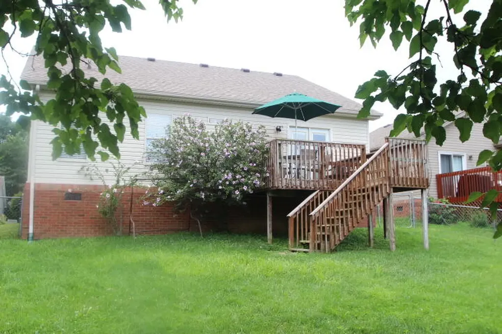 109 Yorkshire Drive Lawrenceburg KY 40342
