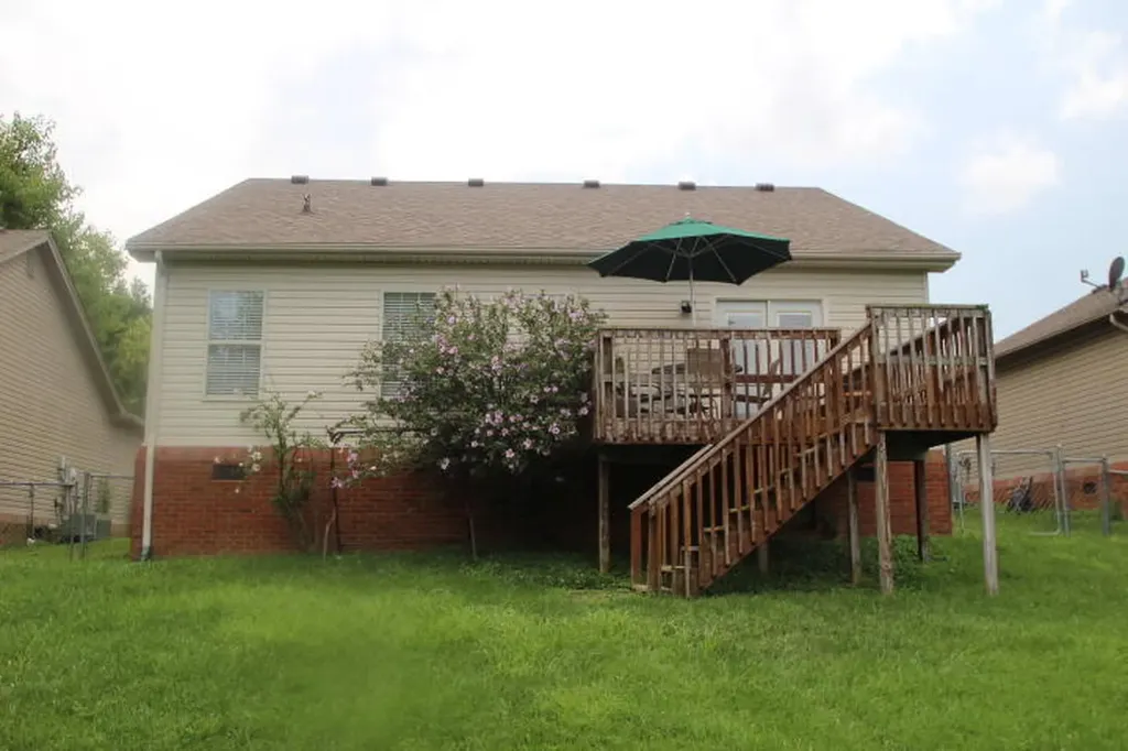 109 Yorkshire Drive Lawrenceburg KY 40342