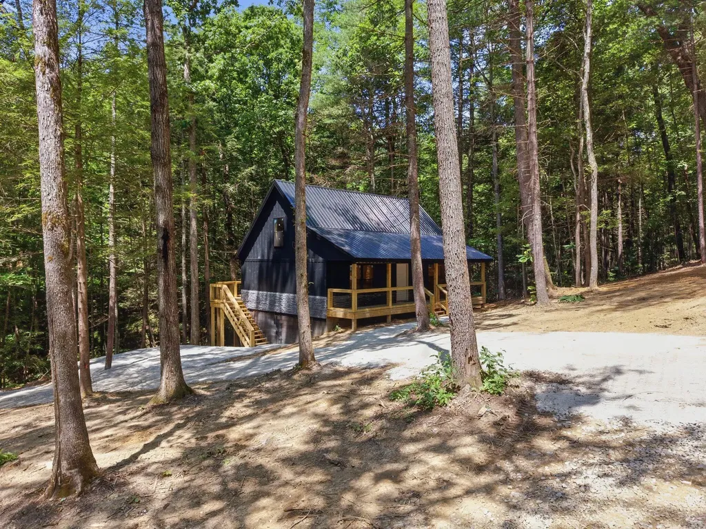 28 Joyful Springs Zoe KY 41397