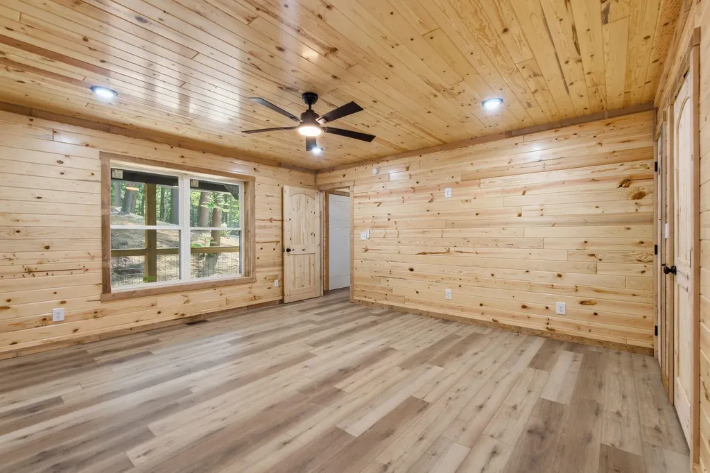 28 Joyful Springs Zoe KY 41397