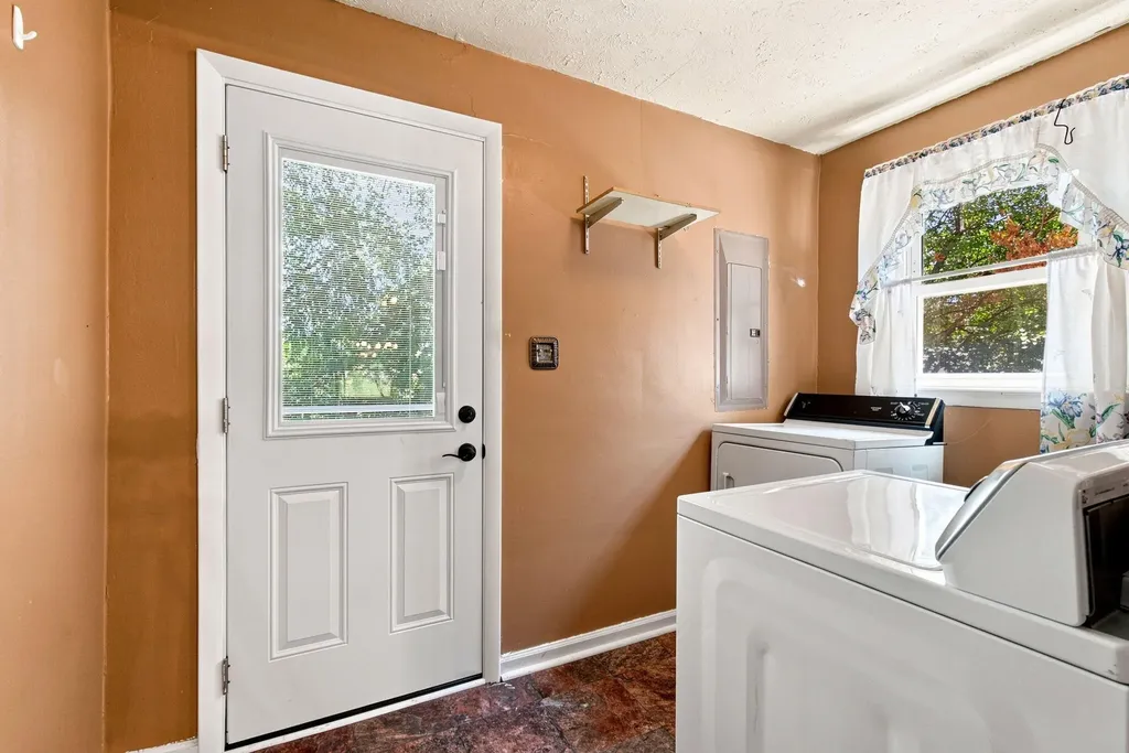 335 Sheridan Drive Lexington KY 40503
