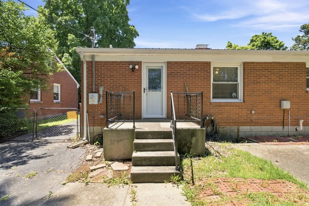 335 Sheridan Drive Lexington KY 40503