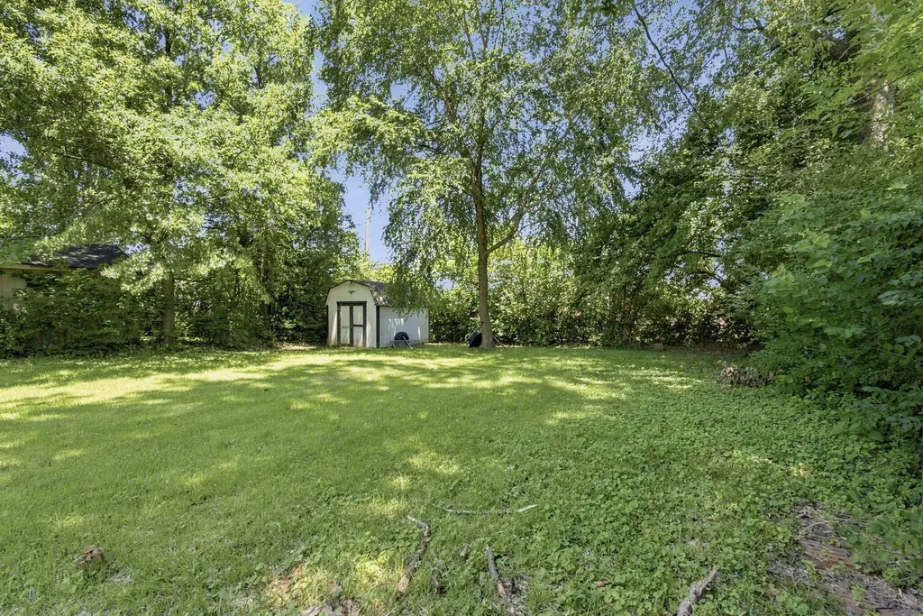 335 Sheridan Drive Lexington KY 40503