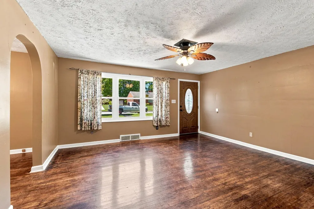 335 Sheridan Drive Lexington KY 40503