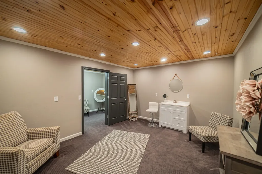 71 Commerce Drive Hickory KY 42051
