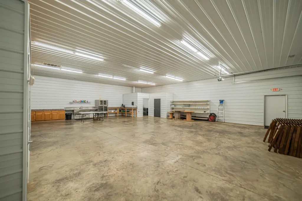71 Commerce Drive Hickory KY 42051