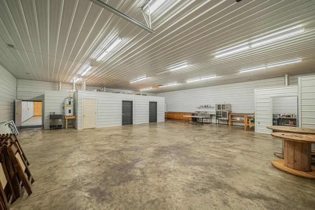 71 Commerce Drive Hickory KY 42051