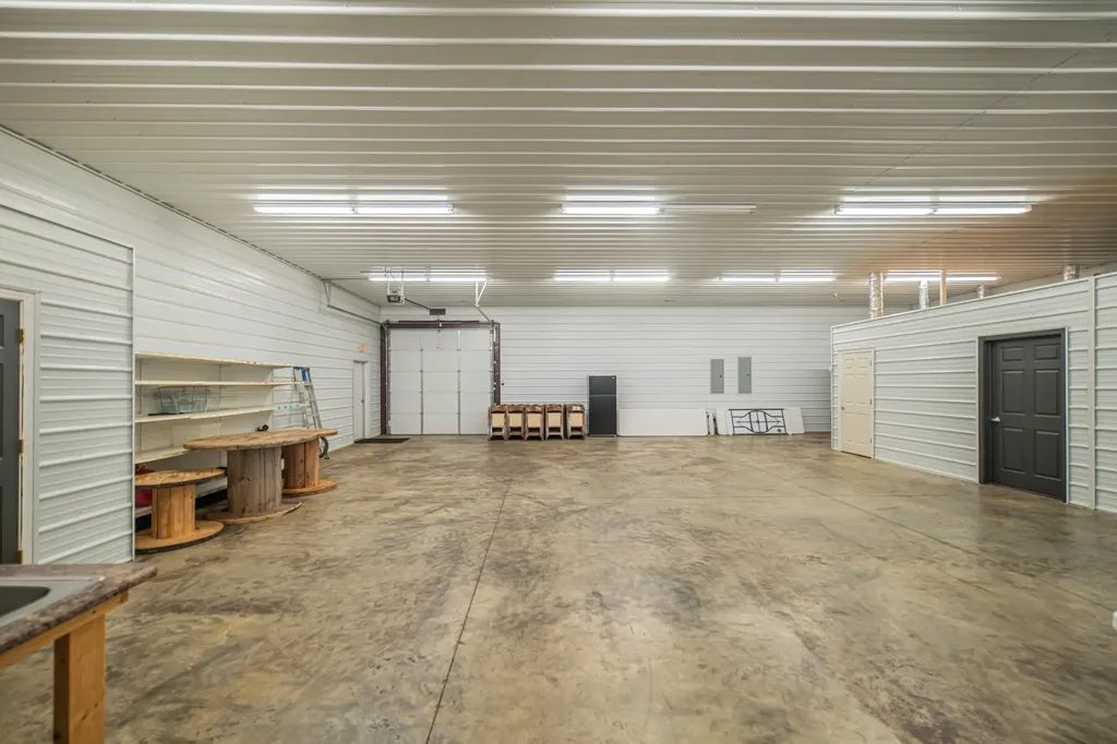 71 Commerce Drive Hickory KY 42051