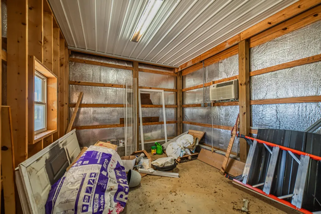 71 Commerce Drive Hickory KY 42051