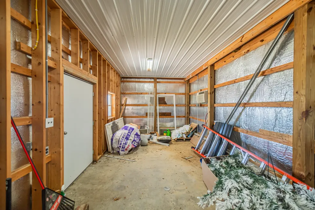 71 Commerce Drive Hickory KY 42051