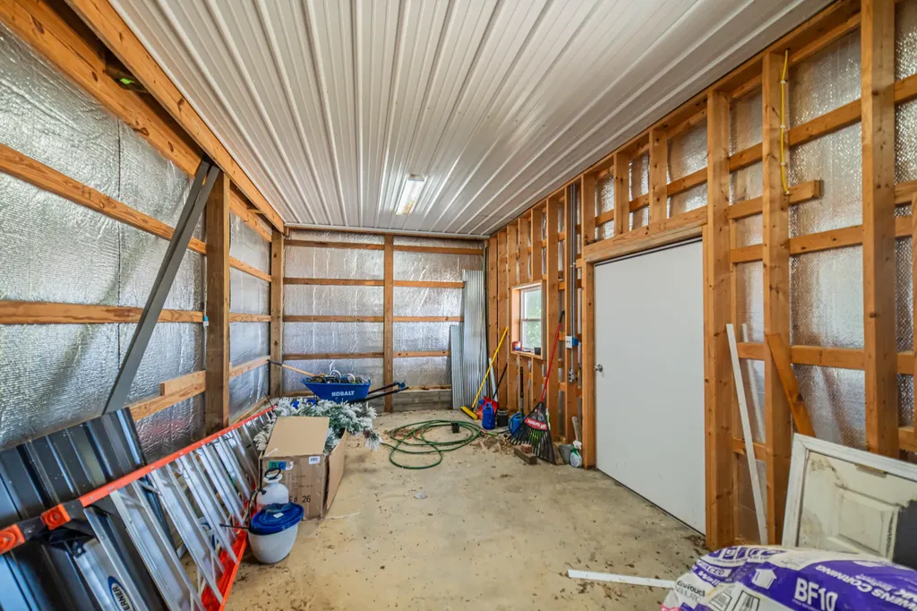 71 Commerce Drive Hickory KY 42051
