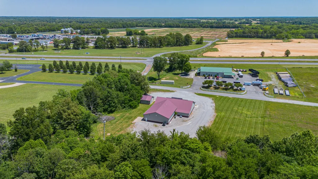 71 Commerce Drive Hickory KY 42051