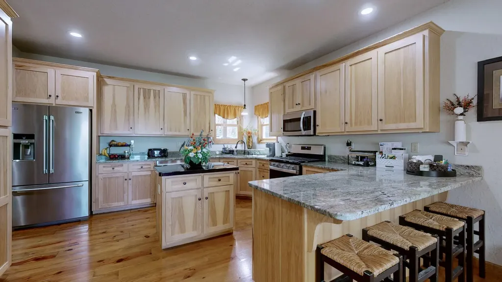 554 Waterfowl Way Cadiz KY 42211