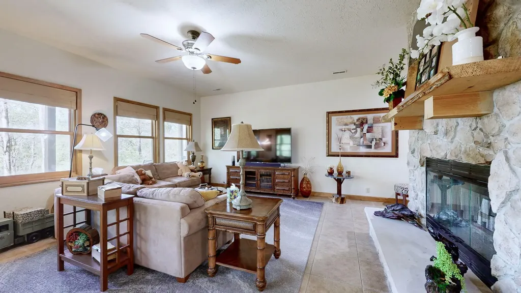554 Waterfowl Way Cadiz KY 42211