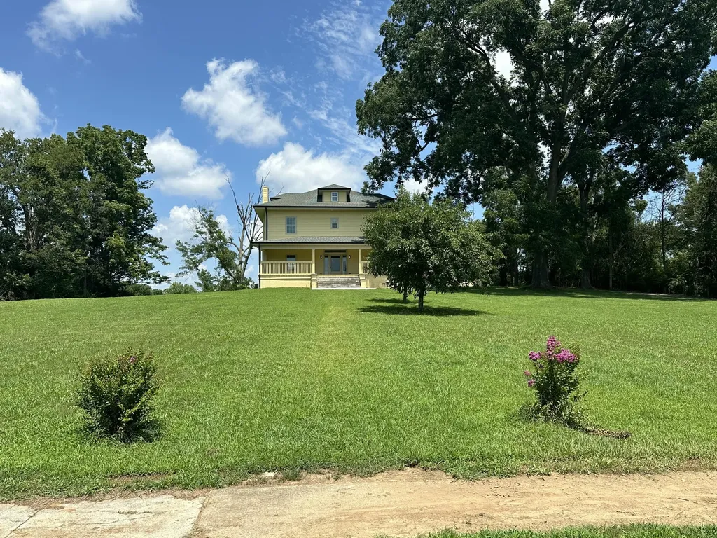 427 E Market Street Princeton KY 42445