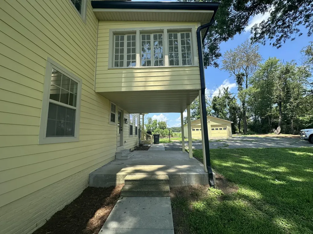 427 E Market Street Princeton KY 42445
