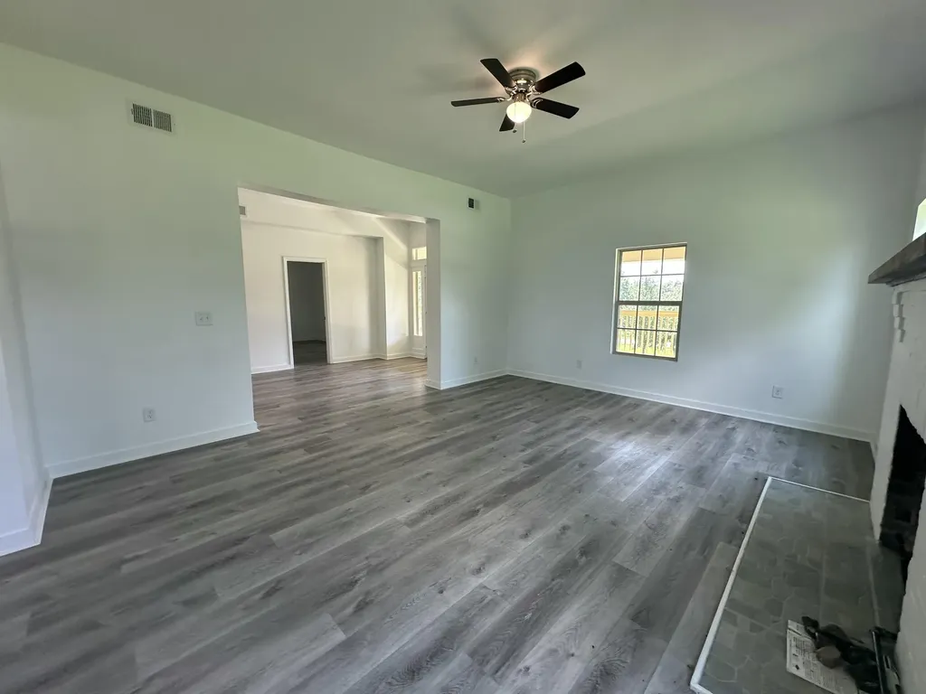 427 E Market Street Princeton KY 42445