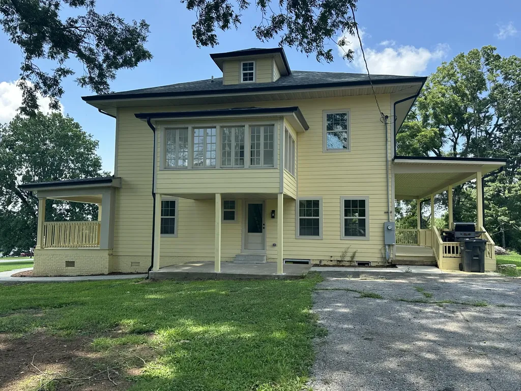 427 E Market Street Princeton KY 42445