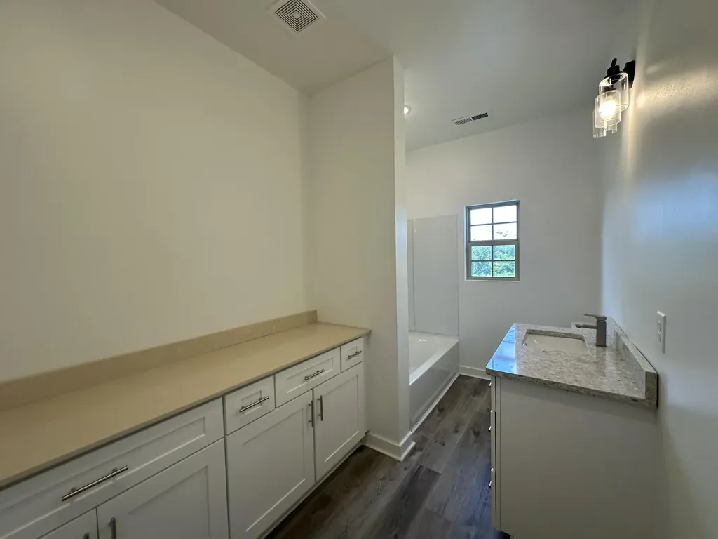 427 E Market Street Princeton KY 42445