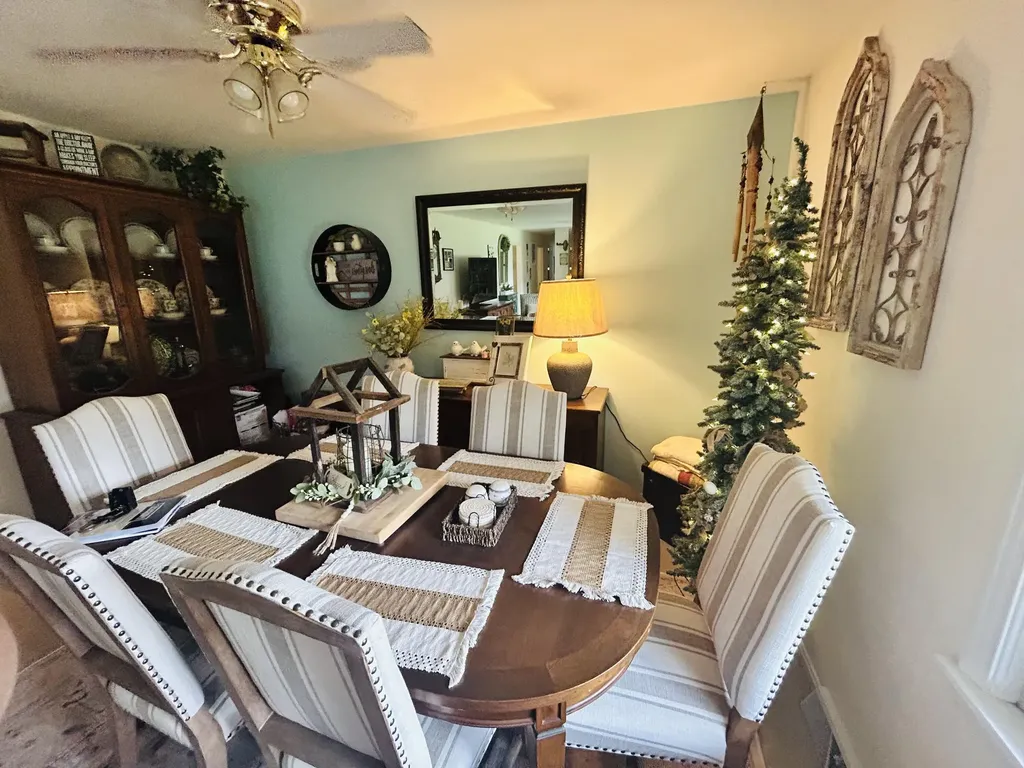 1608 Magnolia Drive Murray KY 42071