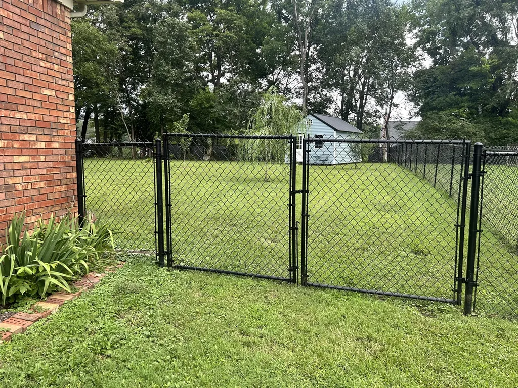 1608 Magnolia Drive Murray KY 42071