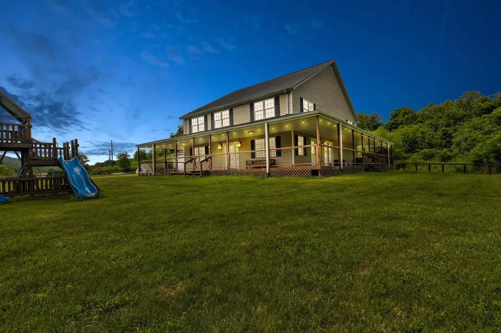 354 Covered Bridge Road Wallingford KY 41093