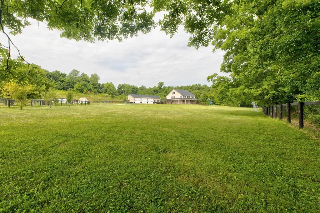 354 Covered Bridge Road Wallingford KY 41093