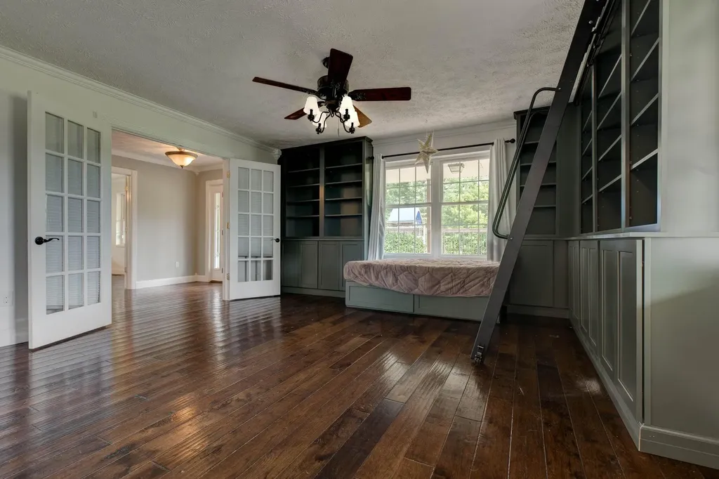 354 Covered Bridge Road Wallingford KY 41093